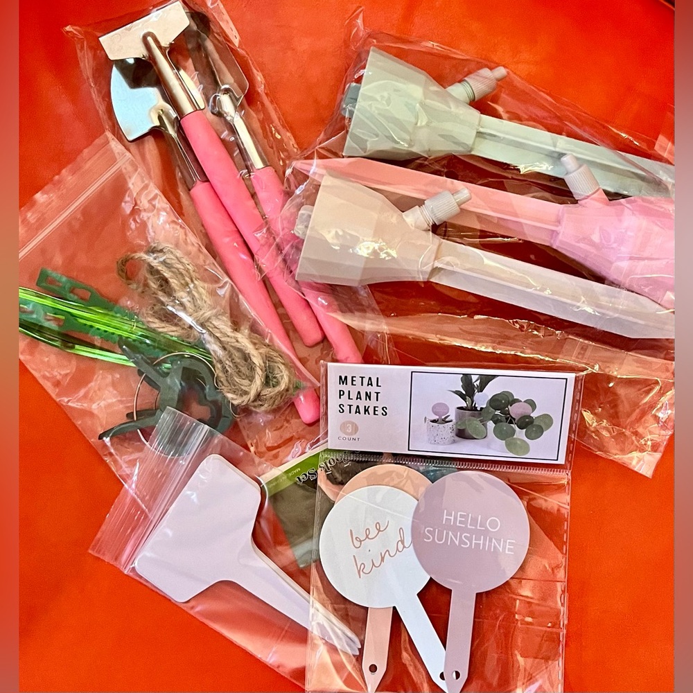Gardening/Plant Enthusiast Gift Bundle